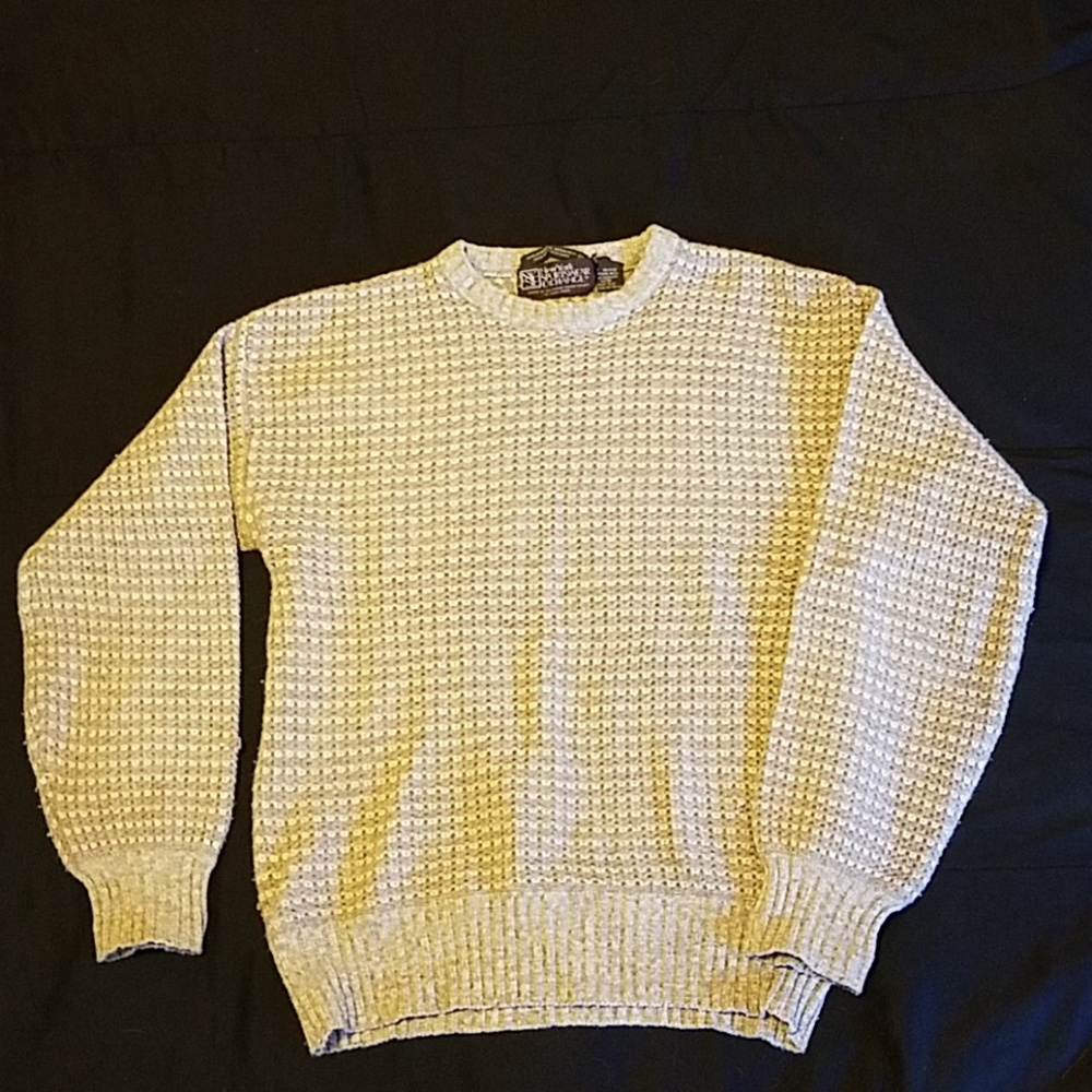 Beige pattern knit sweater